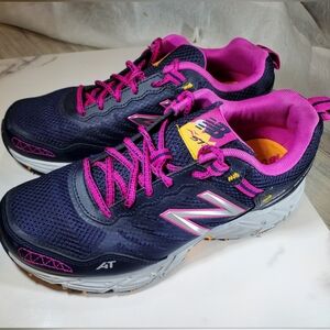 New Balance Women's 573 V3 AT Navy Pink Running Shoes SIZE 9